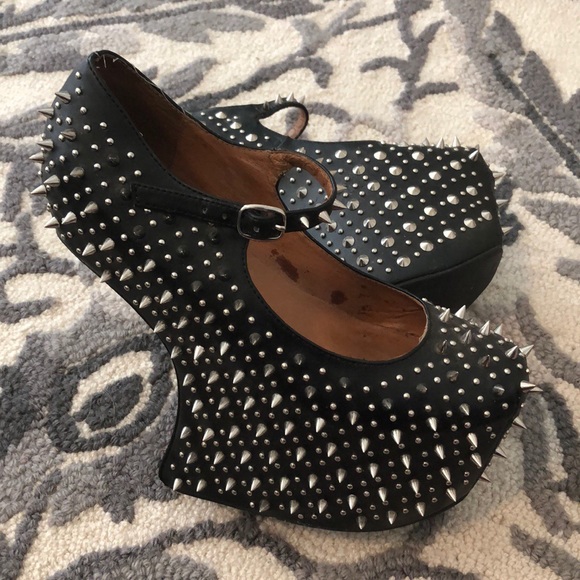 jeffrey campbell spiked heels